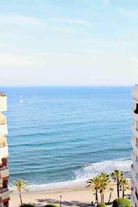 Large Modern Beach Front Apartment, Rooftop Pool!! Marbella Exterior photo